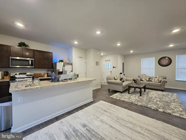 $2,200 | 407 Stream Valley Court, Salisbury, MD 21804