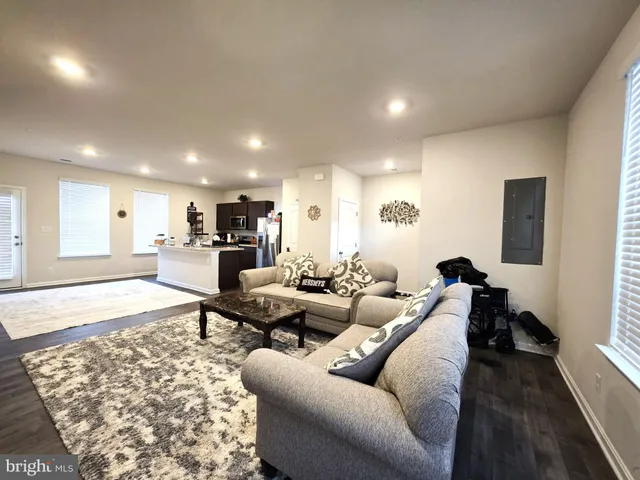 $2,200 | 407 Stream Valley Court, Salisbury, MD 21804