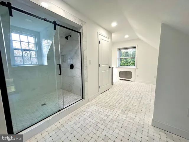 $6,000 | 571 North Newtown Street Road, Newtown Square, PA 19073