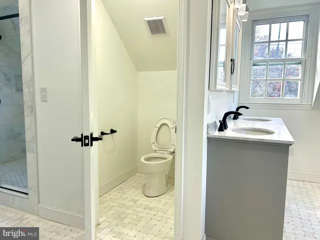 $6,000 | 571 North Newtown Street Road, Newtown Square, PA 19073