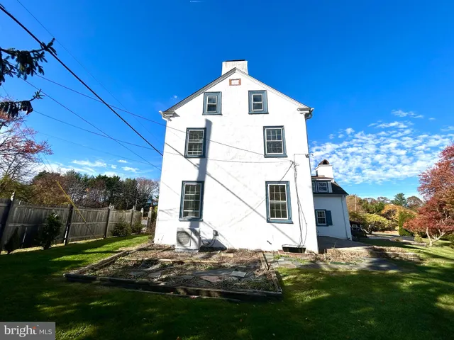 $6,000 | 571 North Newtown Street Road, Newtown Square, PA 19073