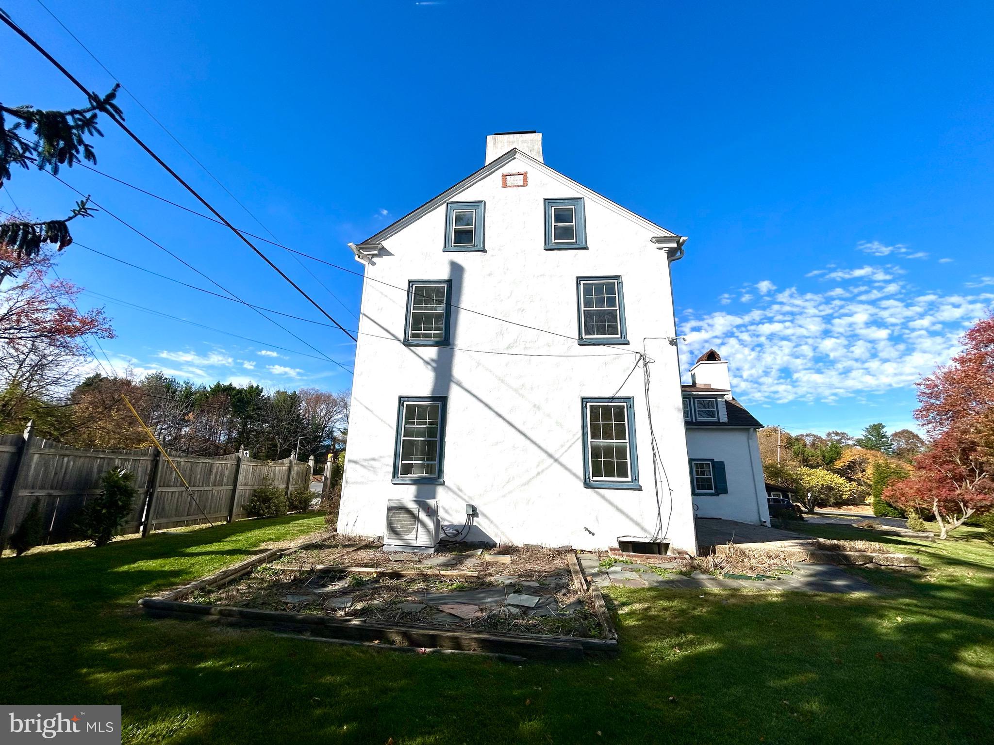 571 North Newtown Street Road Newtown Square, PA 19073 - Photo 24 of 25 a front view of a house with a yard