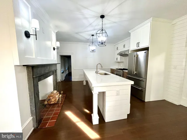 $6,000 | 571 North Newtown Street Road, Newtown Square, PA 19073