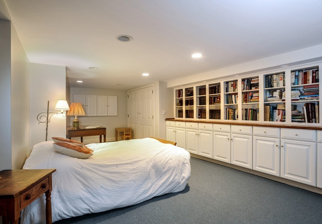 29 Massasoit Road Duxbury, MA 02332 - Photo 11 of 14