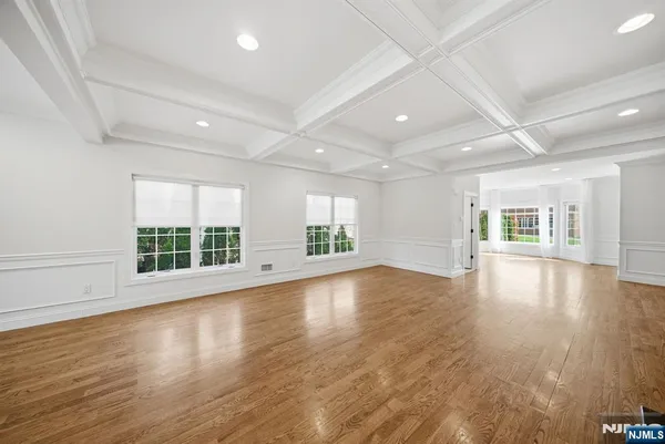 $7,950 | 47 Sunset Lane, Unit A, Tenafly, NJ 07670