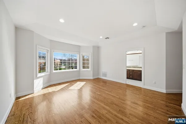 $7,950 | 47 Sunset Lane, Unit A, Tenafly, NJ 07670