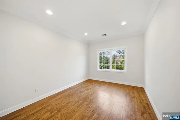 $7,950 | 47 Sunset Lane, Unit A, Tenafly, NJ 07670