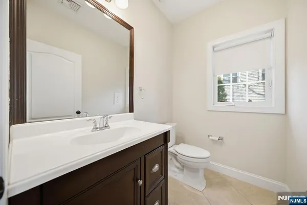 $7,950 | 47 Sunset Lane, Unit A, Tenafly, NJ 07670