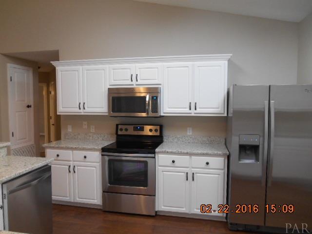 462 Turnberry Road Cantonment, FL 32533 - Photo 11 of 50 Gallery Image 11