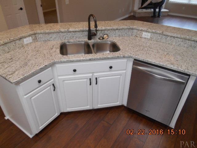 462 Turnberry Road Cantonment, FL 32533 - Photo 13 of 50 Gallery Image 13