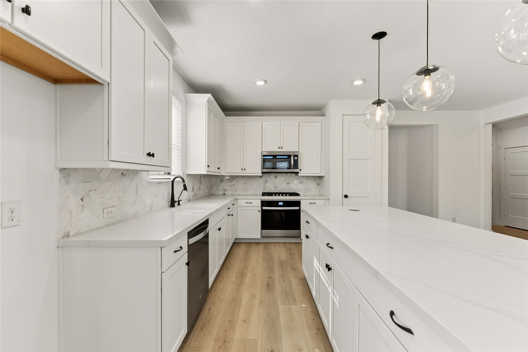 2231 Birch View Lane Katy, TX 77494 - Photo 8 of 43