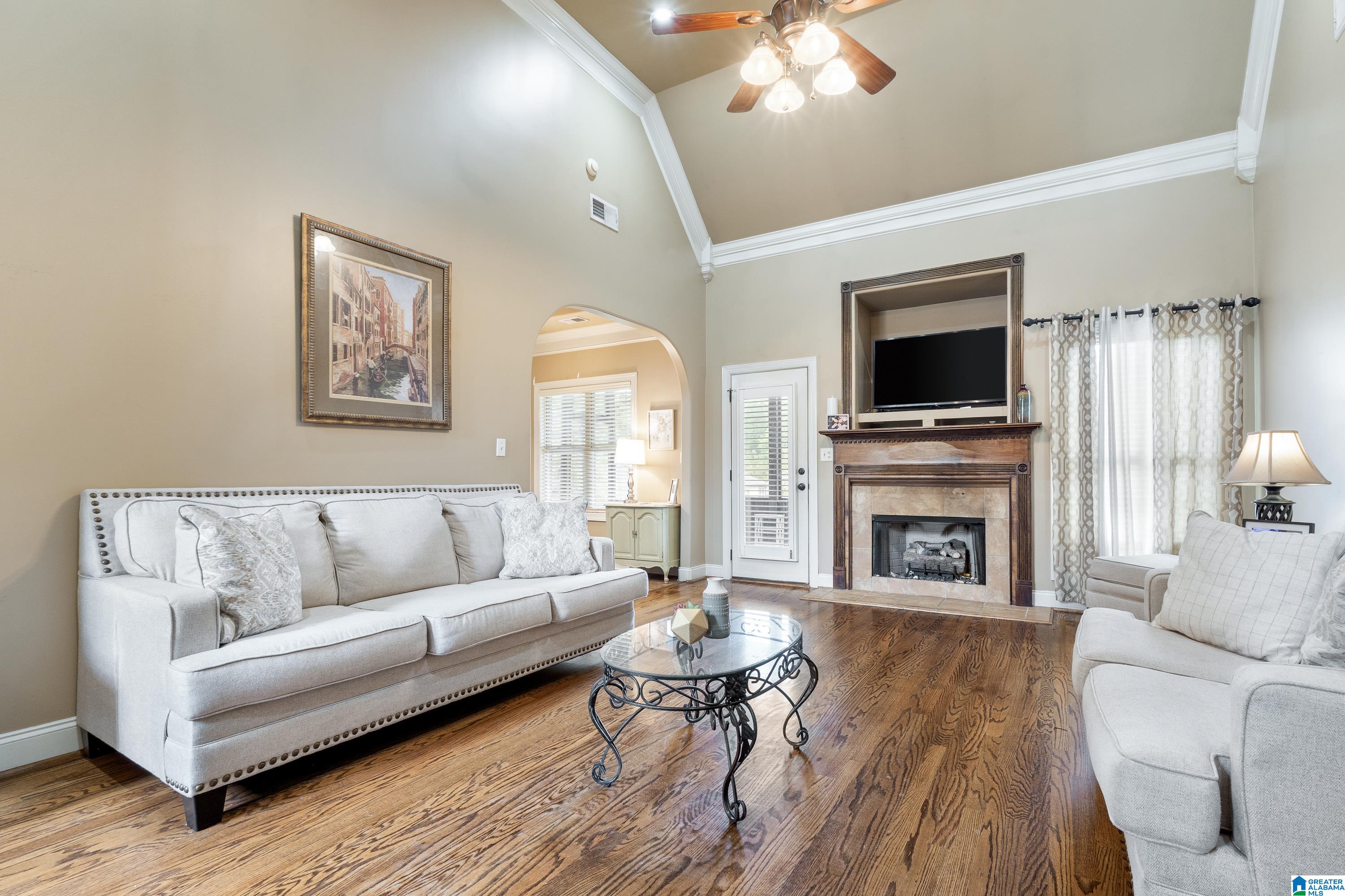244 Strathaven Lane Pelham, AL 35124 - Photo 7 of 39