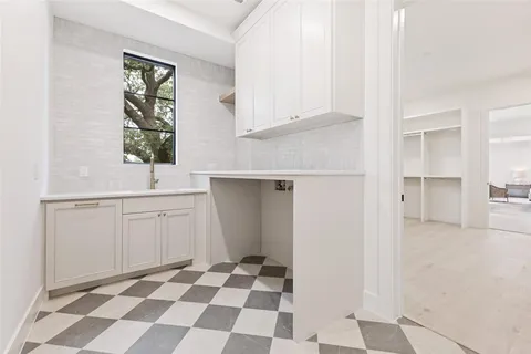 $2,799,900 | 6803 Casa Loma Avenue, Dallas, TX 75214