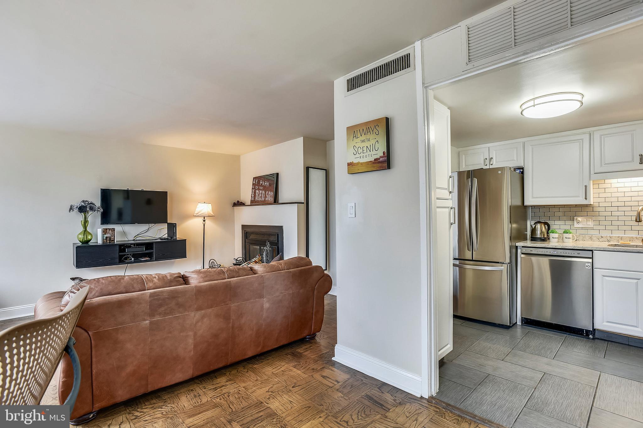 1606 Chimney House Road Reston, VA 20190 - Photo 17 of 47 Gallery Image 17