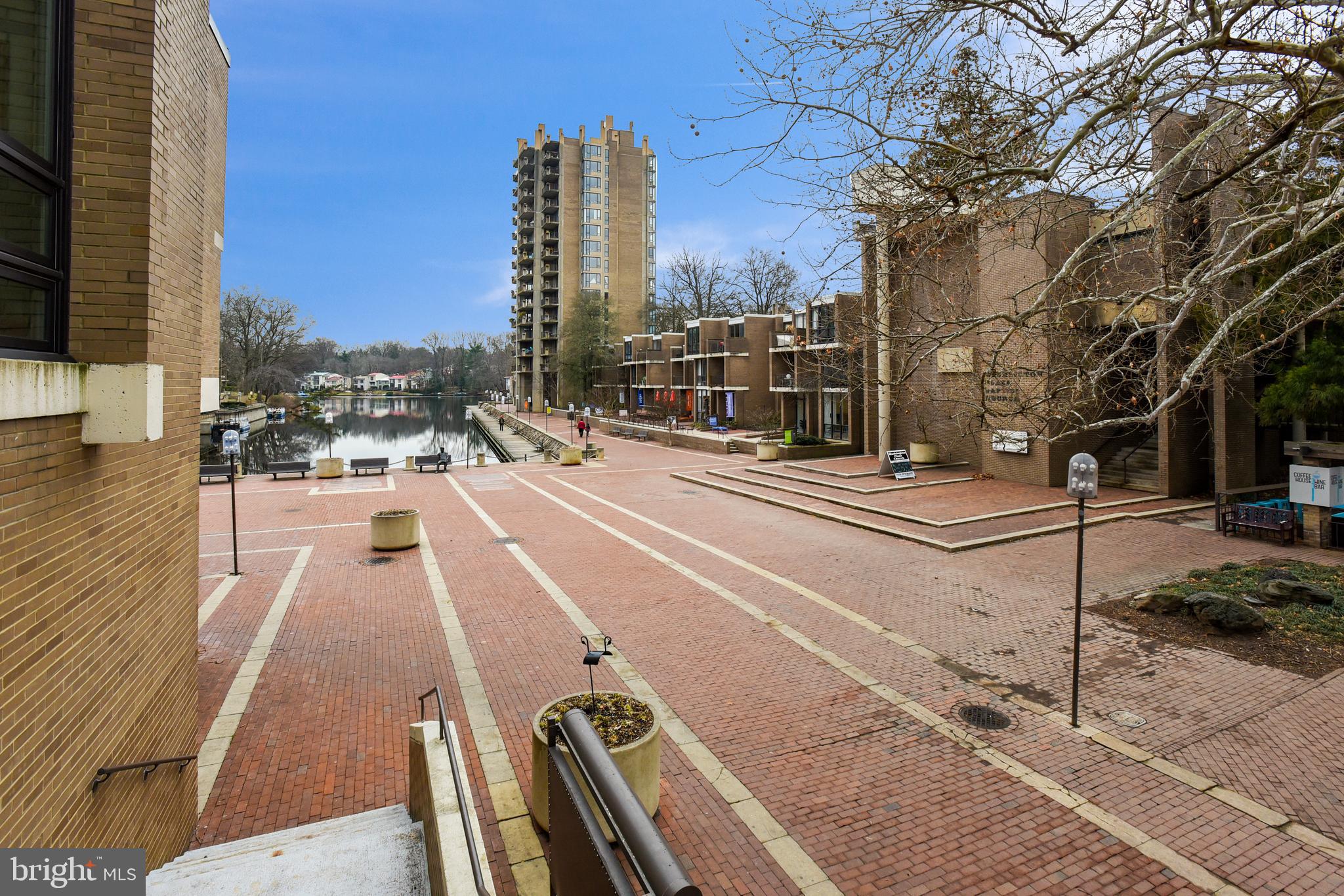 1606 Chimney House Road Reston, VA 20190 - Photo 28 of 47 Gallery Image 28