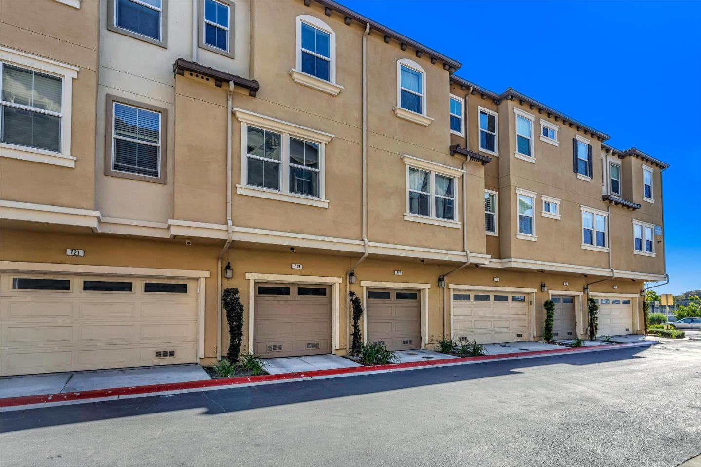1367 Merry Loop Milpitas, CA 95035 - Photo 5 of 12 a front view of multi story building