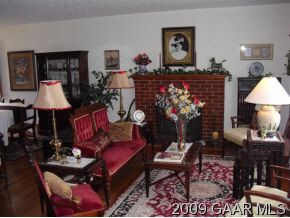 207 Robin Road Waynesboro, VA 22980 - Photo 11 of 12 Gallery Image 11