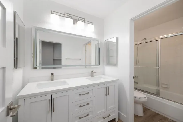 $1,499,000 | 2318 Via Villegas, Carlsbad, CA 92009