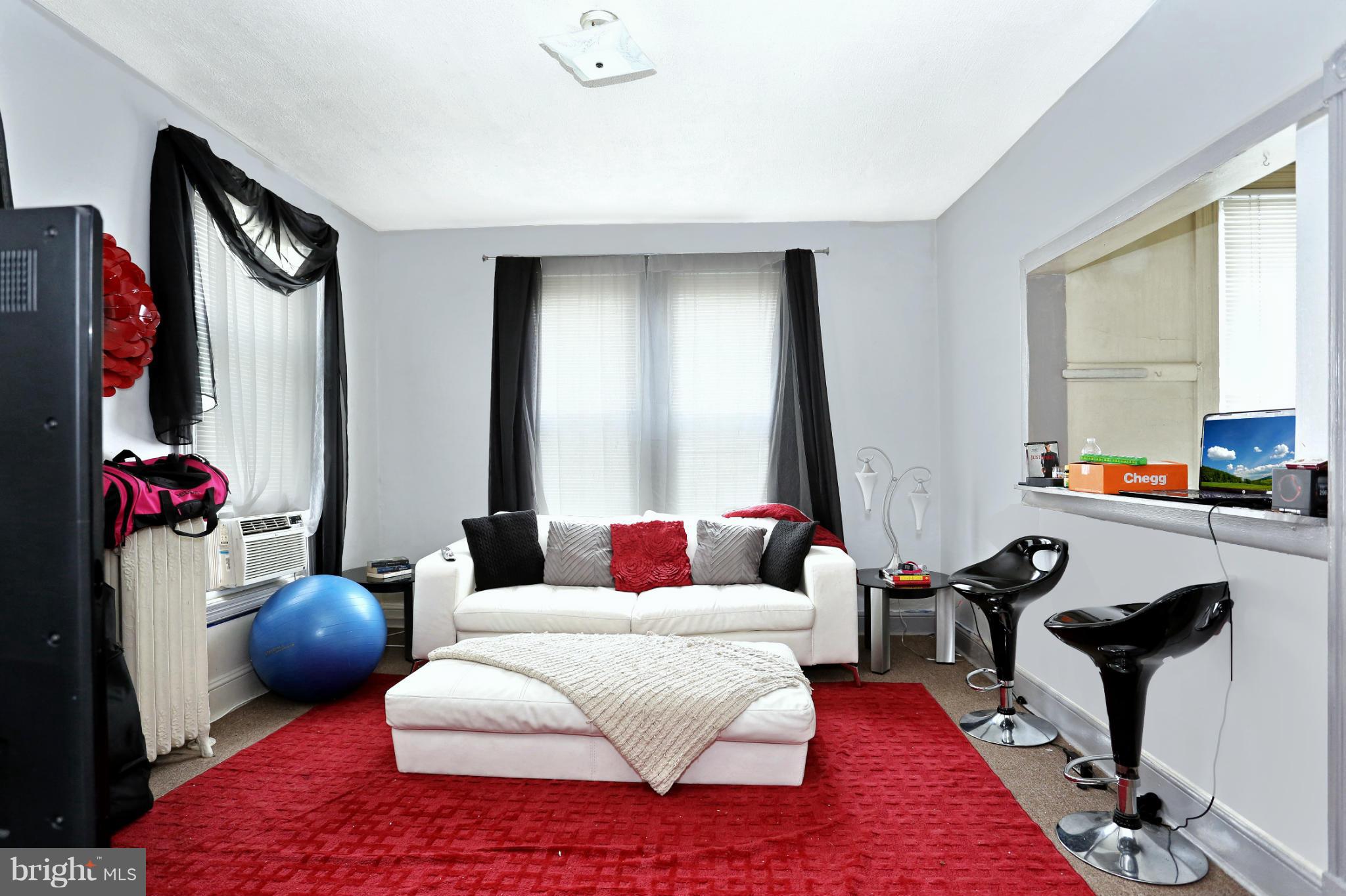 323 East 3rd Street Frederick, MD 21701 - Photo 13 of 30 Living Room