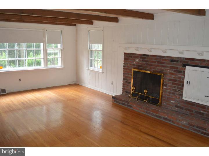 103 Brookhaven Road Wallingford, PA 19086 - Photo 2 of 15 Living Room