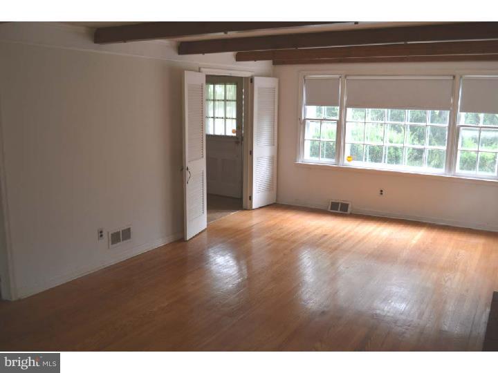 103 Brookhaven Road Wallingford, PA 19086 - Photo 4 of 15 Living Room