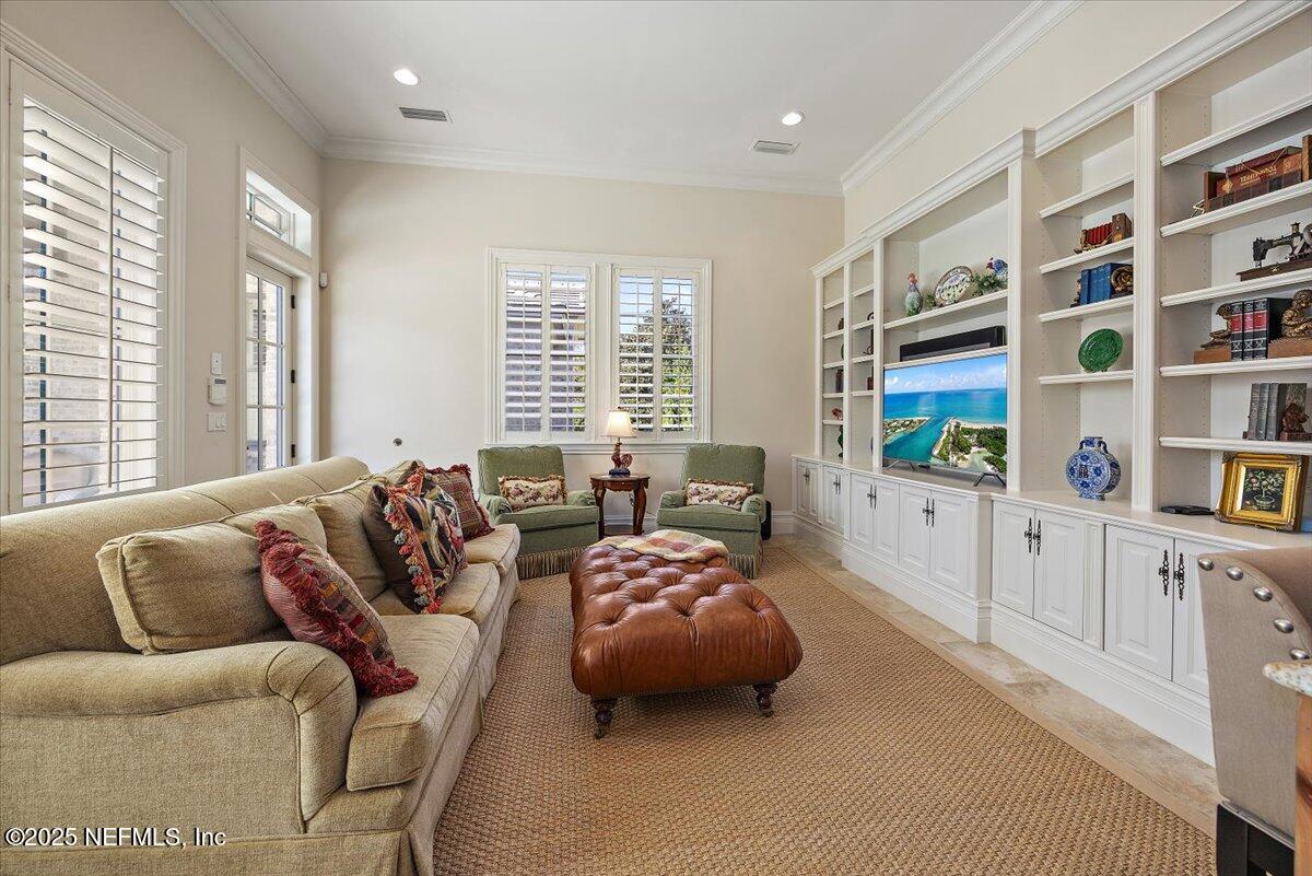 5367 Chandler Bend Road Jacksonville, FL 32224 - Photo 52 of 68 Guest House Living Room