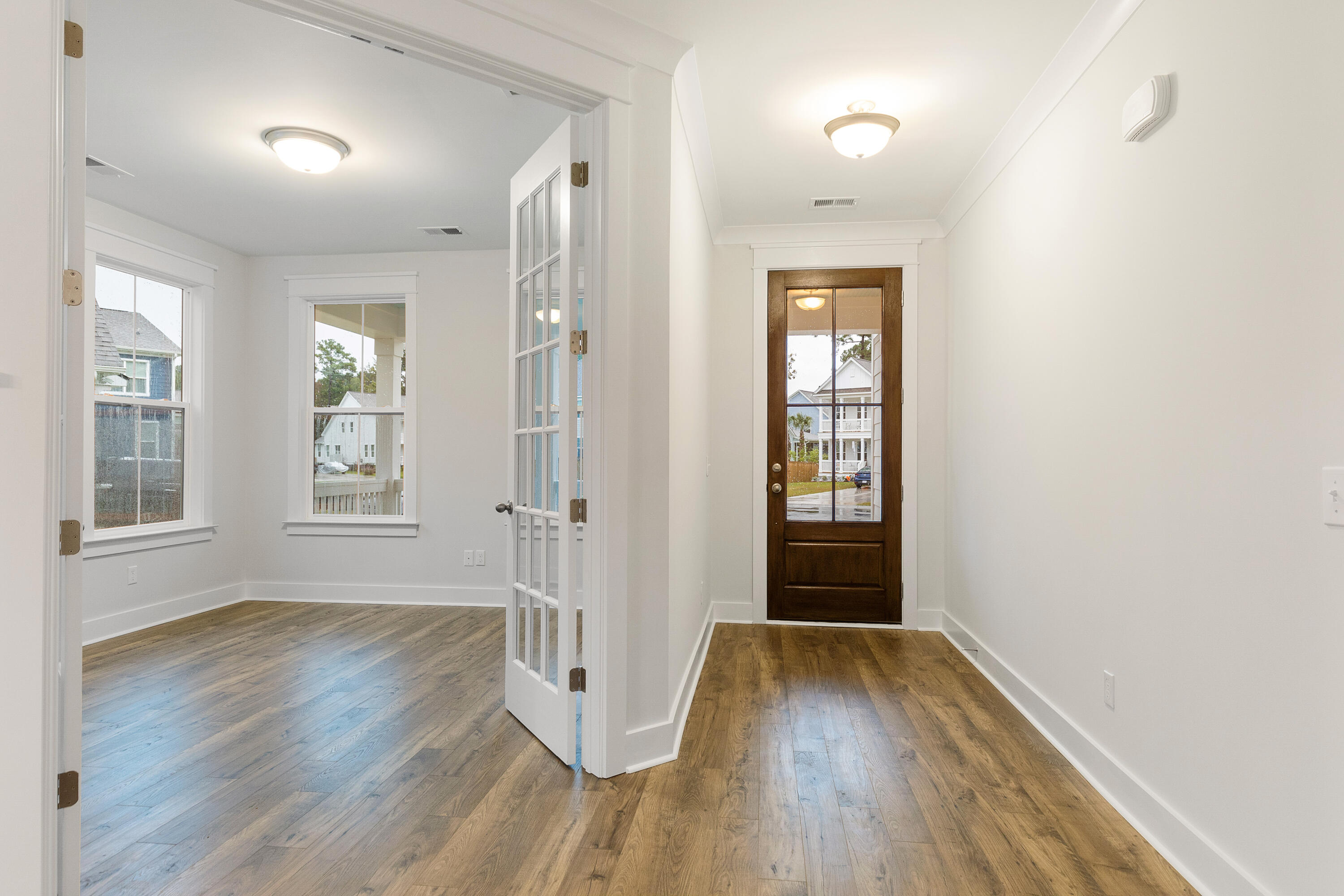 3870 Watson View Drive Mount Pleasant, SC 29429 - Photo 4 of 30 FOYER