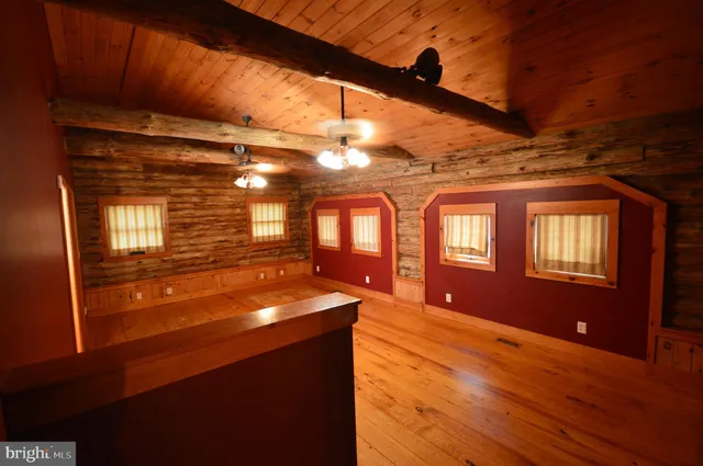 a view of entryway with a front door