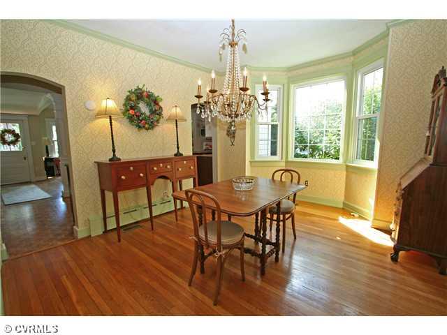 6005 Howard Road Richmond, VA 23226 - Photo 5 of 24 Dining Room - Two arched doorways lead to the kitchen and family room.