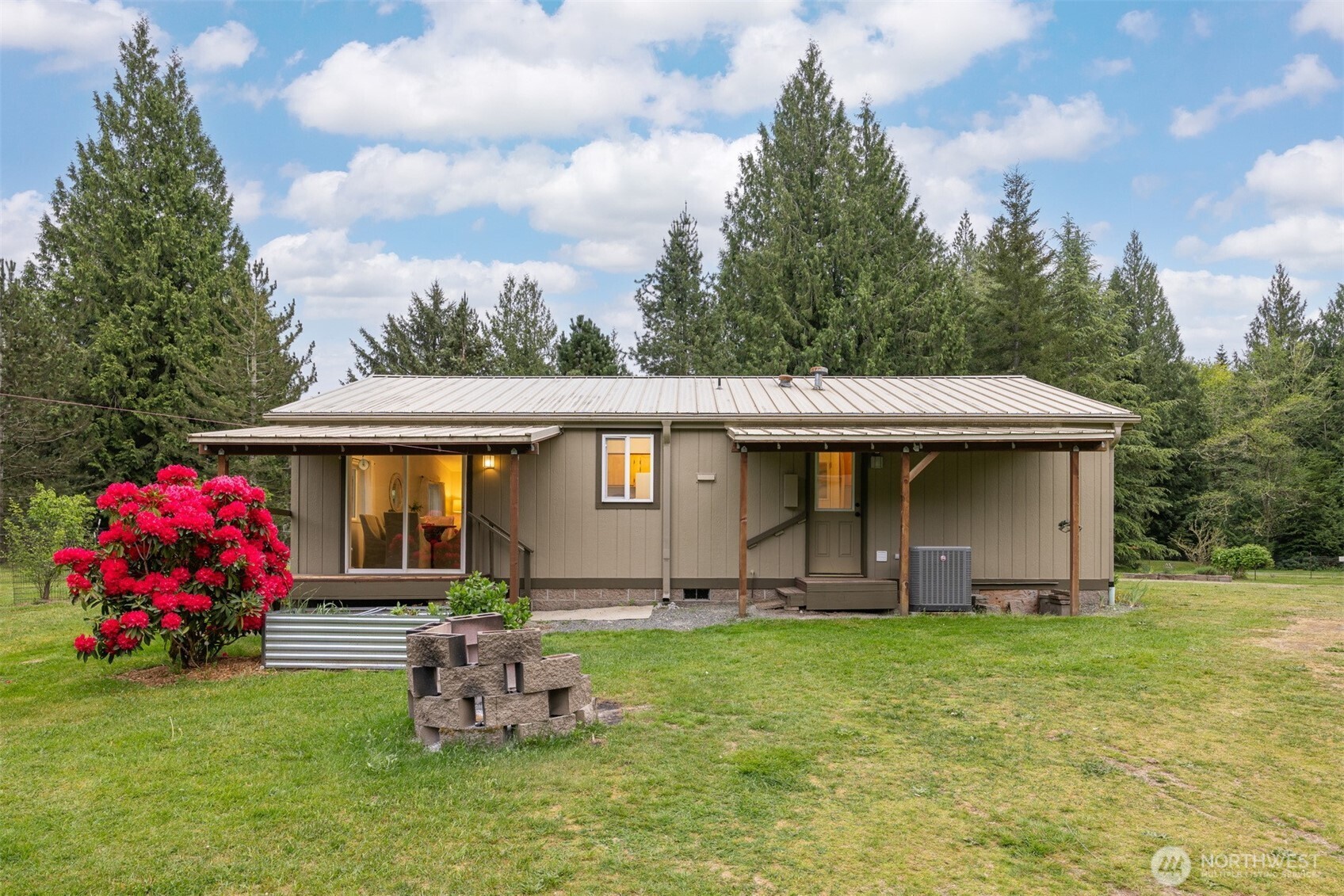 23098 Meadow View Lane Sedro-Woolley, WA 98284 - Photo 2 of 40