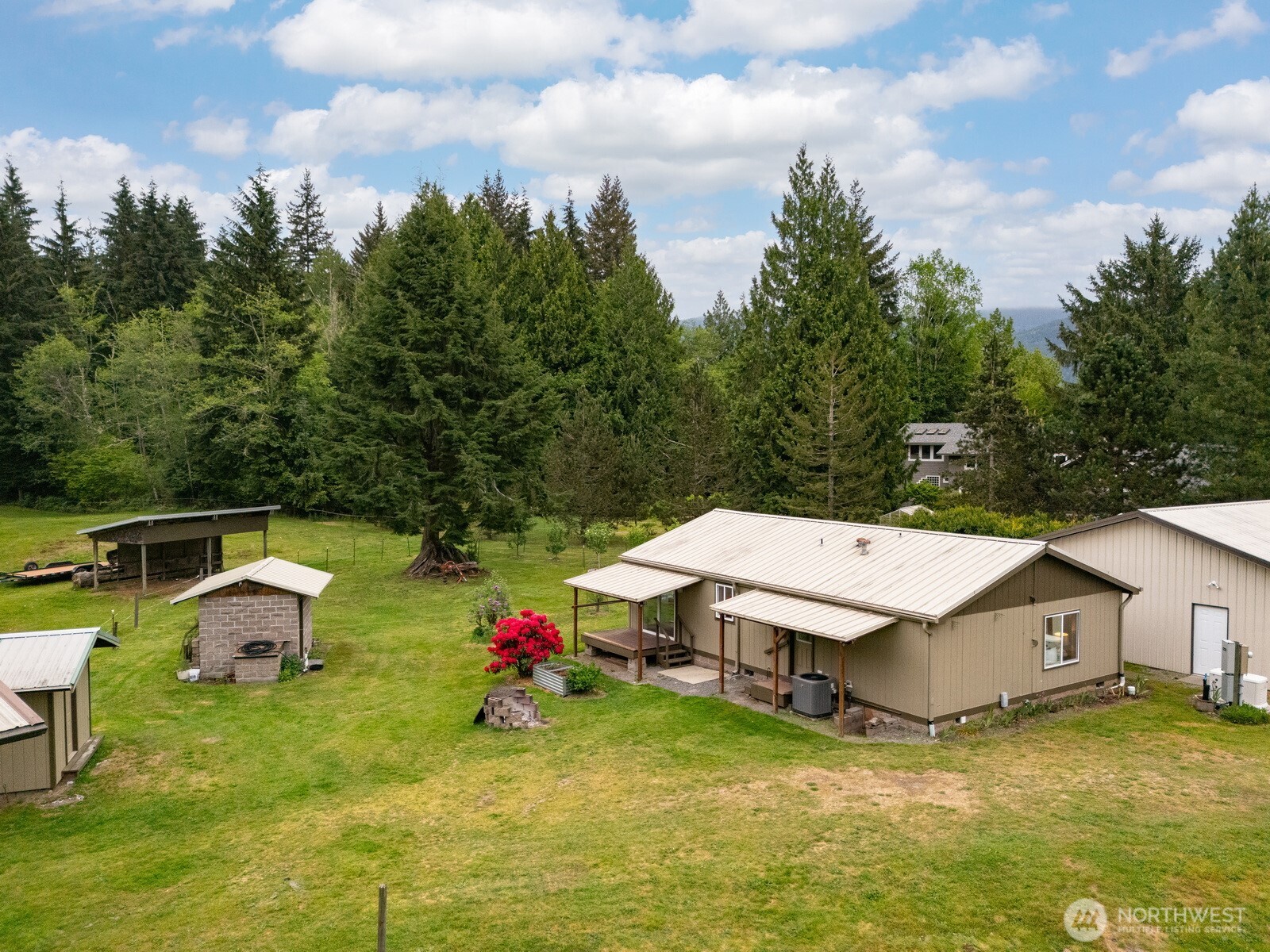 23098 Meadow View Lane Sedro-Woolley, WA 98284 - Photo 3 of 40