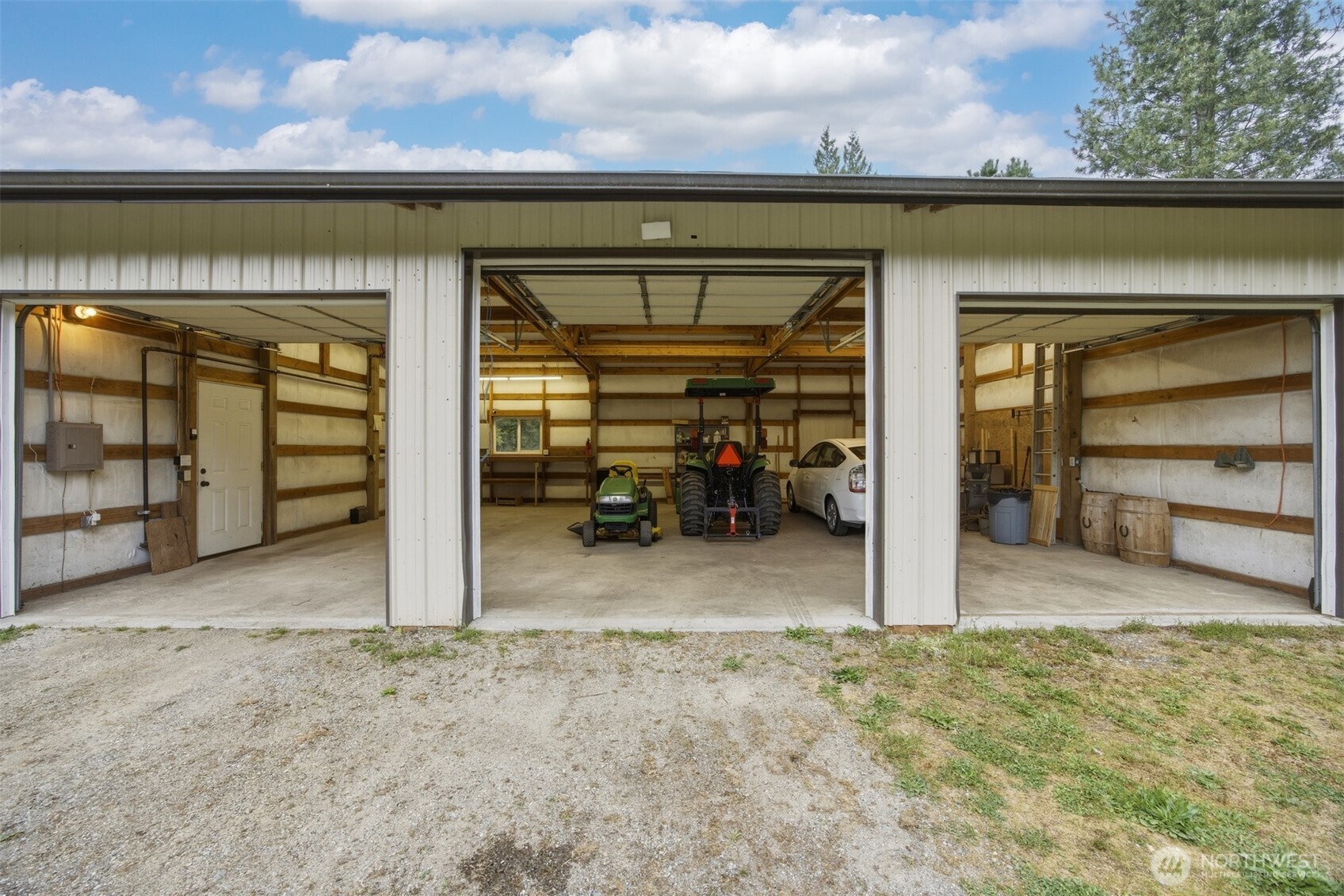 23098 Meadow View Lane Sedro-Woolley, WA 98284 - Photo 5 of 40