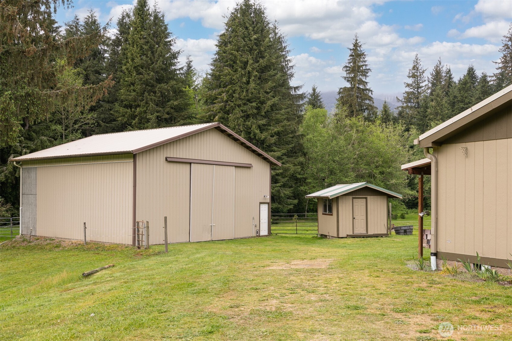 23098 Meadow View Lane Sedro-Woolley, WA 98284 - Photo 7 of 40