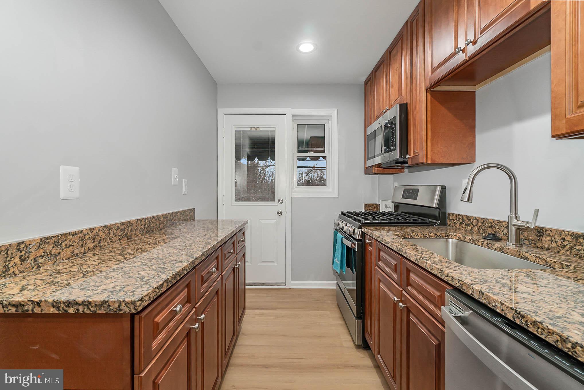 8433 Pleasant Plains Road Towson, MD 21286 - Photo 8 of 26