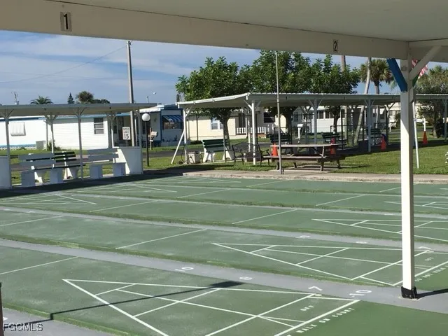 a view of a tennis court