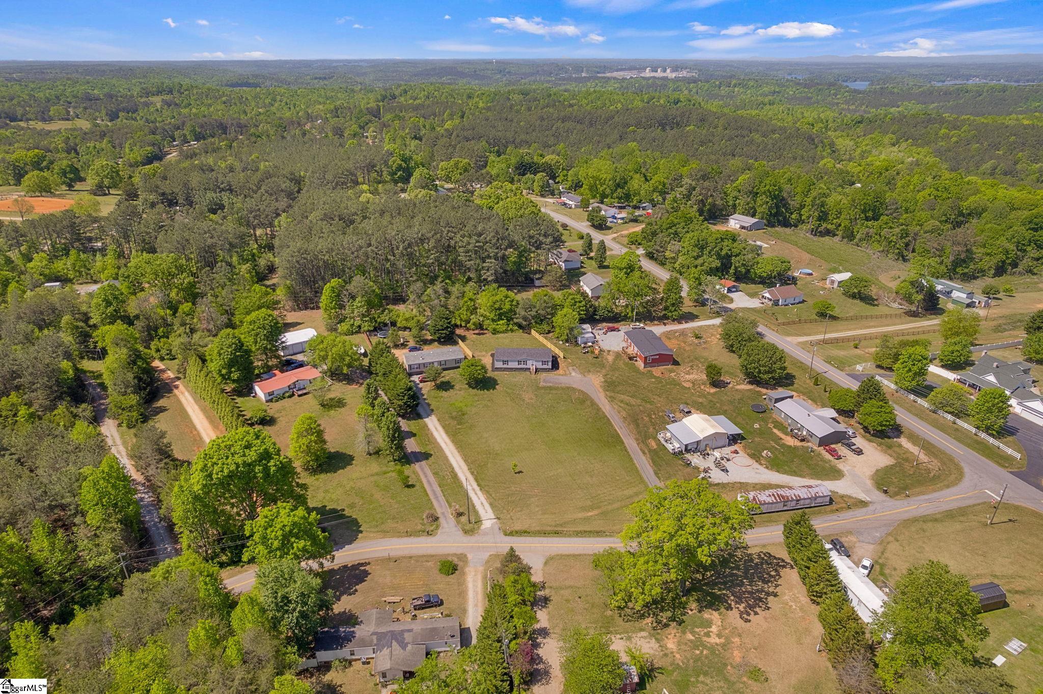 375 Griggs Road Six Mile, SC 29682 - Photo 35 of 37