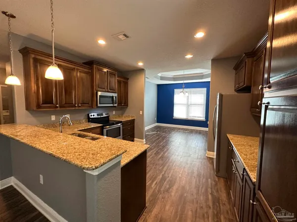 $2,150 | 841 Oak Alley, Pensacola, FL 32506