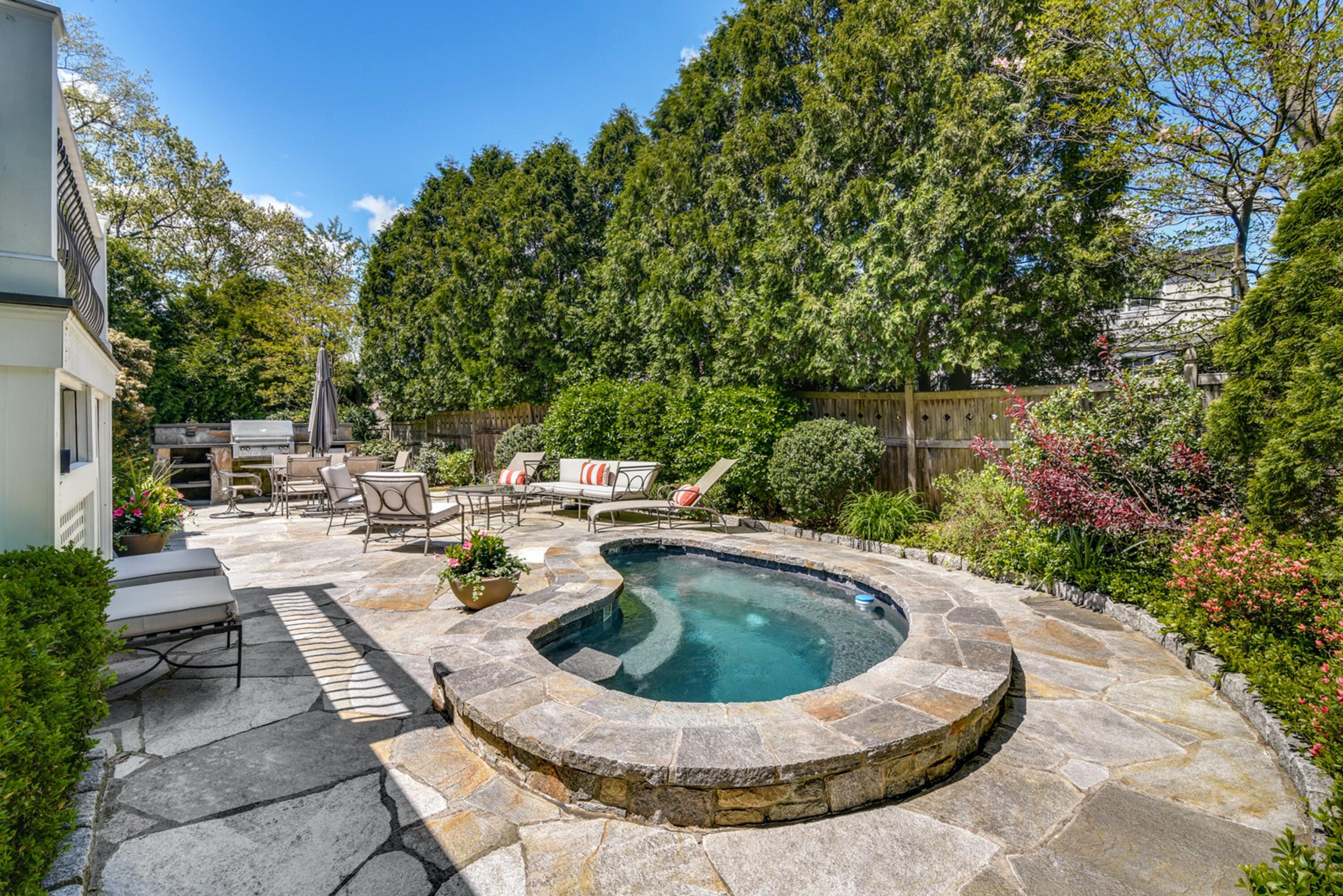9 Top Sail Road Rowayton, CT 06853 - Photo 5 of 30 a view of a swimming pool with back yard