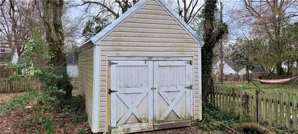 $1,595 | 209 East Cornwallis Drive, Greensboro, NC 27408