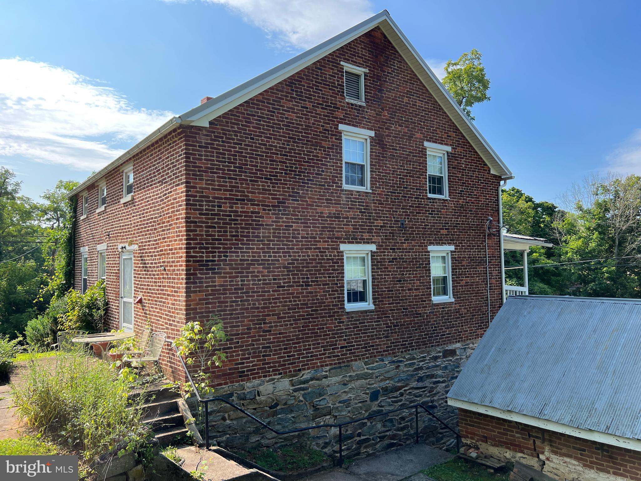 3948 Brethren Church Road Myersville, MD 21773 - Photo 12 of 67