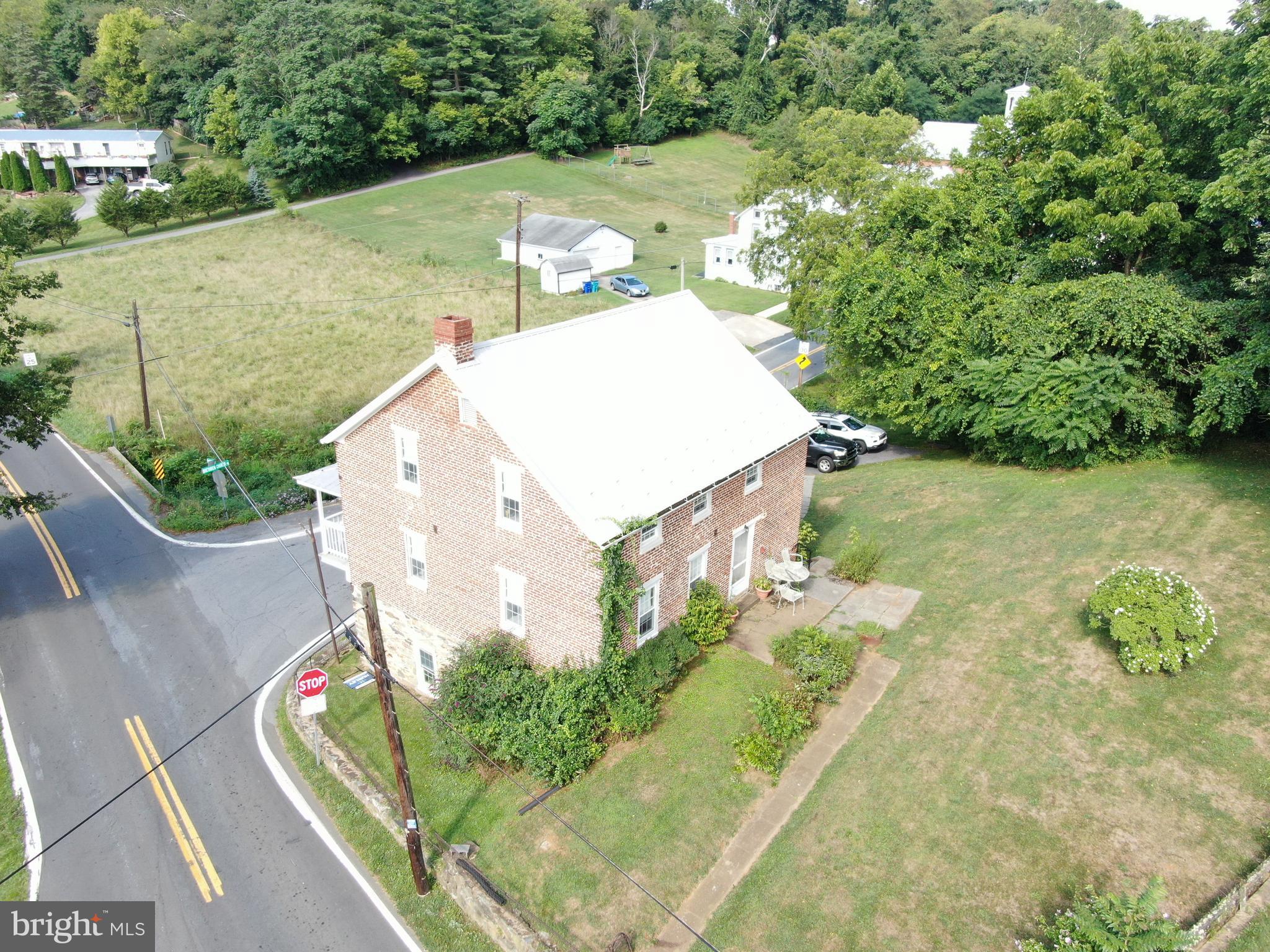 3948 Brethren Church Road Myersville, MD 21773 - Photo 4 of 67