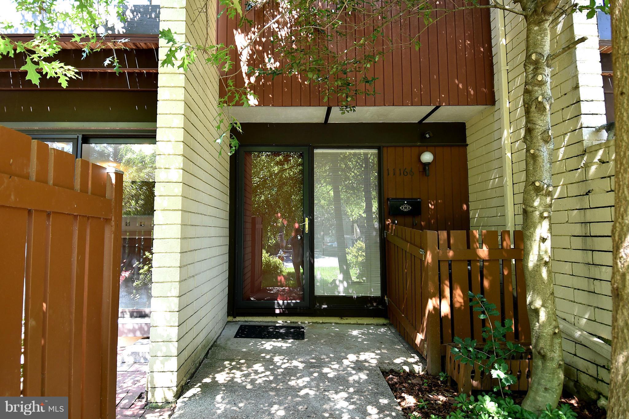11166 Saffold Way Reston, VA 20190 - Photo 2 of 25 Exterior (Front)