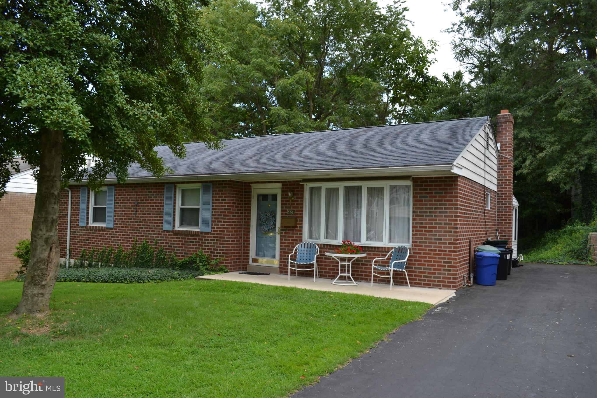 408 Hillside Road Ridley Park, PA 19078 - Photo 3 of 52