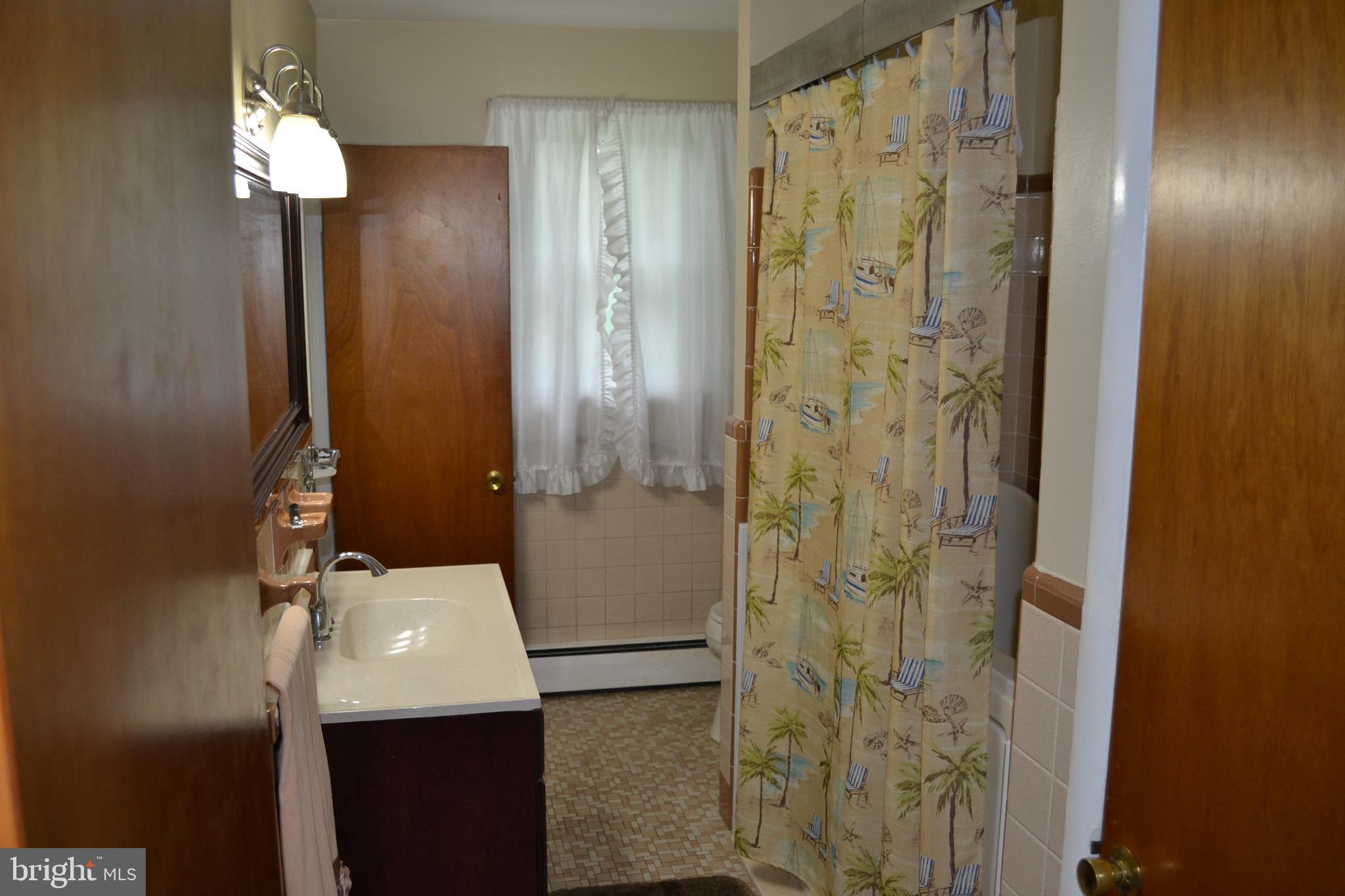 408 Hillside Road Ridley Park, PA 19078 - Photo 29 of 52 Hall Bathroom