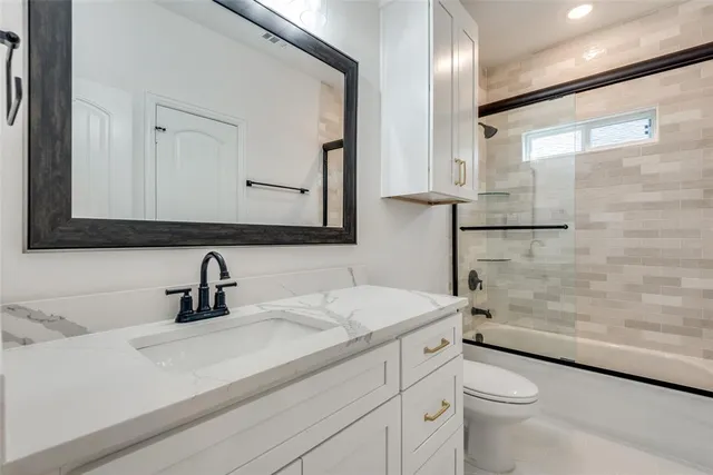 $3,200 | 3235 Chihuahua Avenue, Dallas, TX 75212