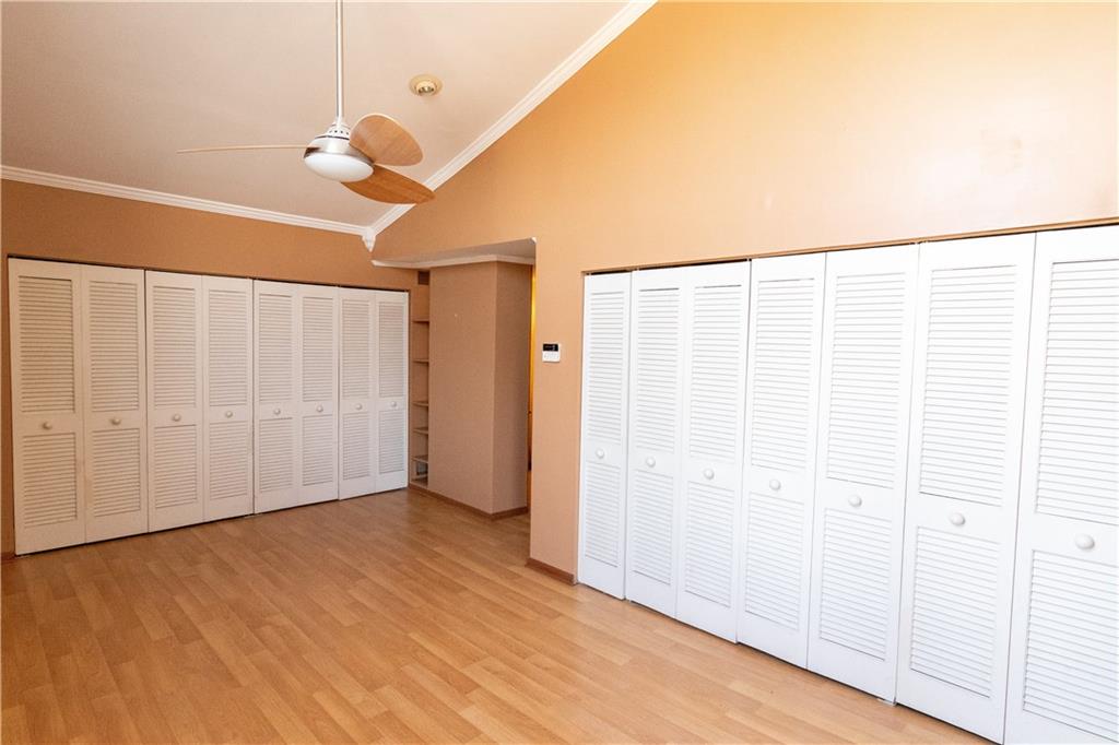 3380 Ridgway Street Pittsburgh, PA 15213 - Photo 11 of 25 Master bedroom as viewed from terrace door. Hallway to the right opens into the master bath/dressing room.