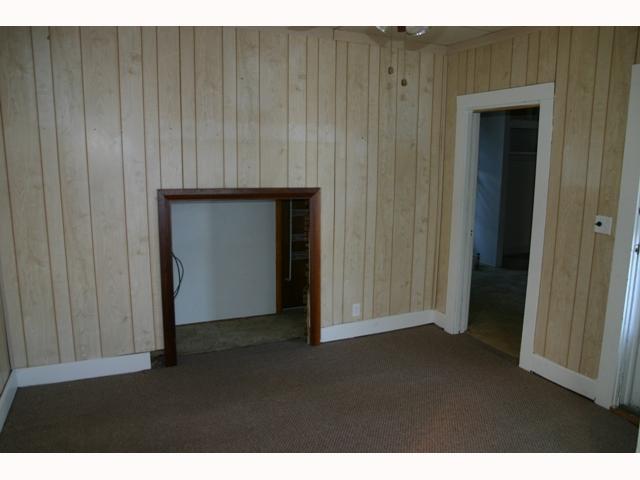 608 North Spring Street Greenfield, IN 46140 - Photo 5 of 6 Gallery Image 5