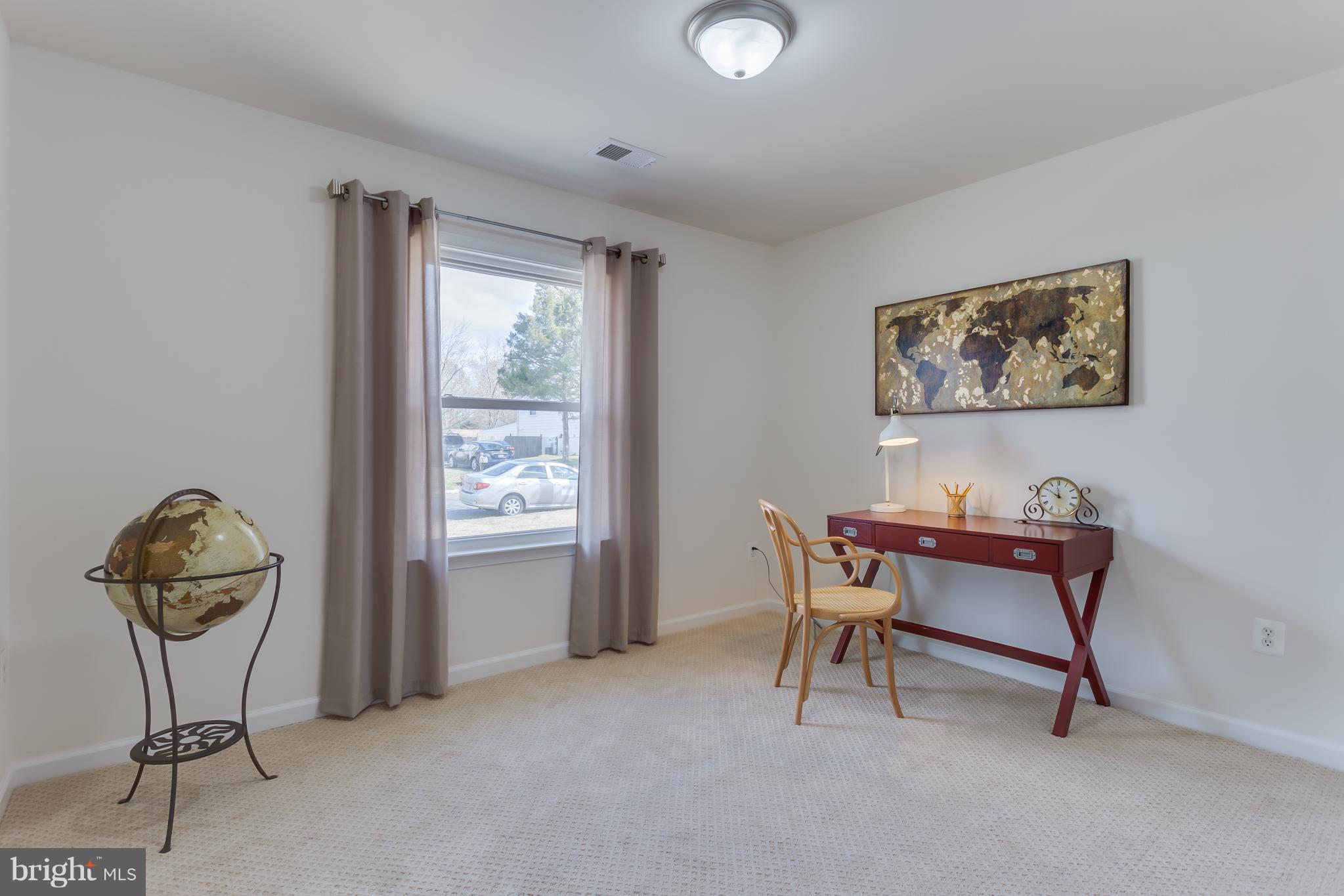 206 East Tazewell Road Sterling, VA 20164 - Photo 20 of 29 Bedroom