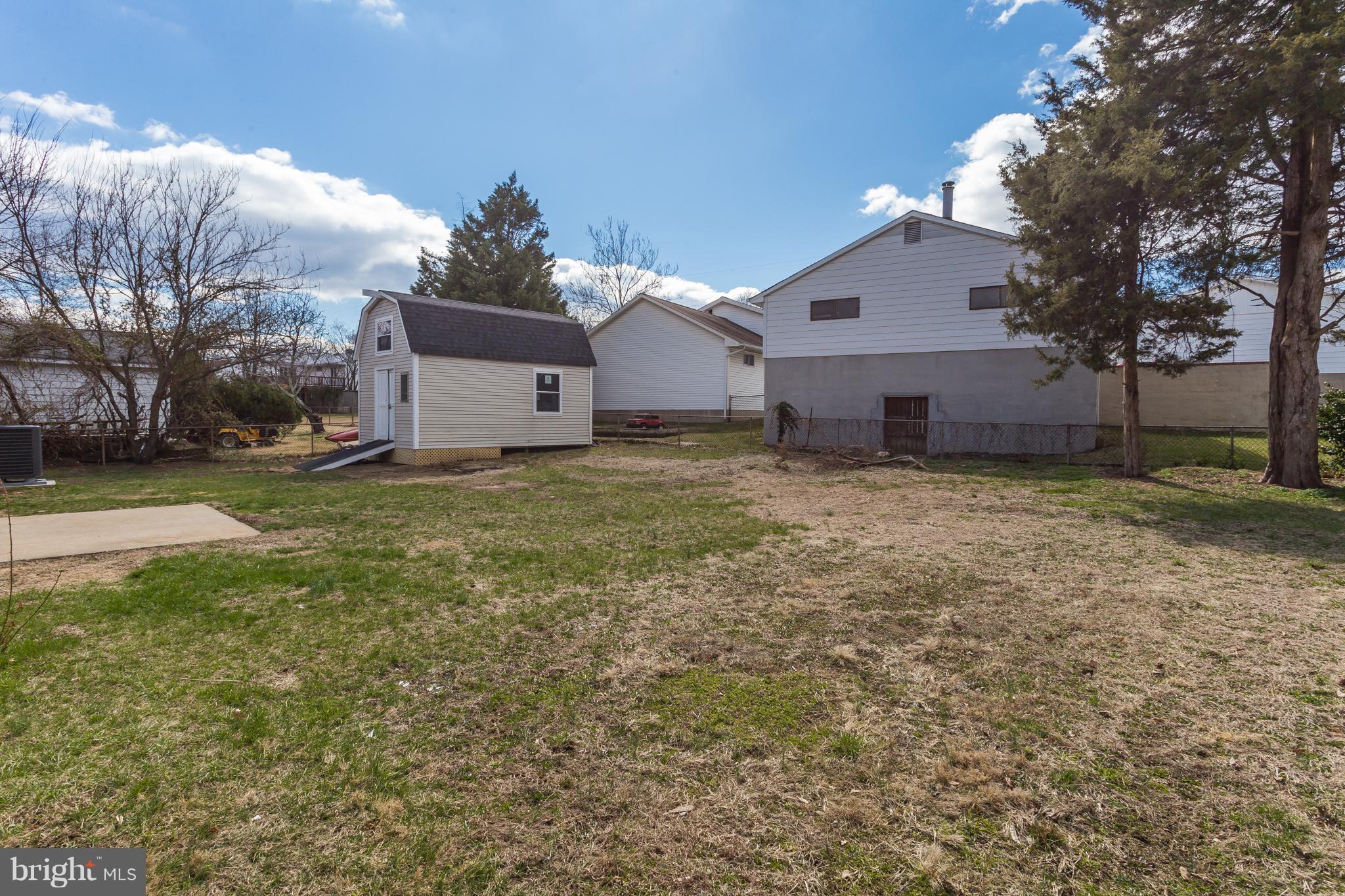 206 East Tazewell Road Sterling, VA 20164 - Photo 28 of 29 Exterior (Rear)