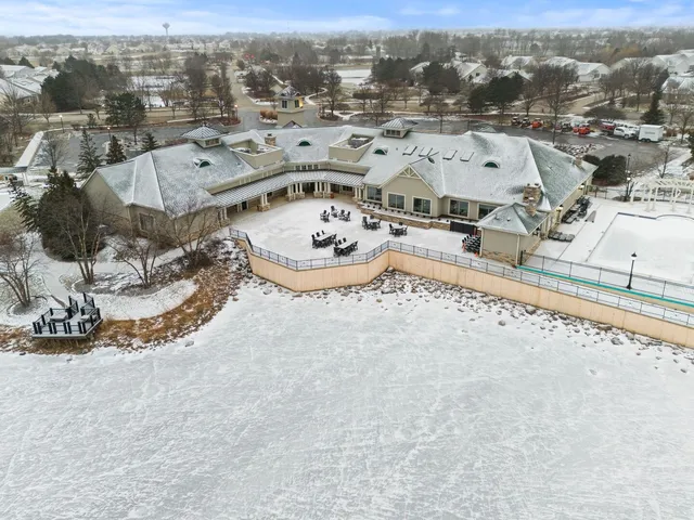 a picture of a city view